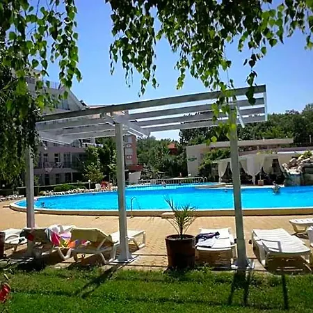 Aparthotel In Sunny Beach, Complex Sun Village, 80 Qm, 2 Bedrooms & Living Near To The Beach, Swimming Pool, Garden *