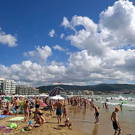 In Sunny Beach, Complex Sun Village, 80 Qm, 2 Bedrooms & Living Near To The Beach, Swimming Pool, Garden * Slantschew brjag