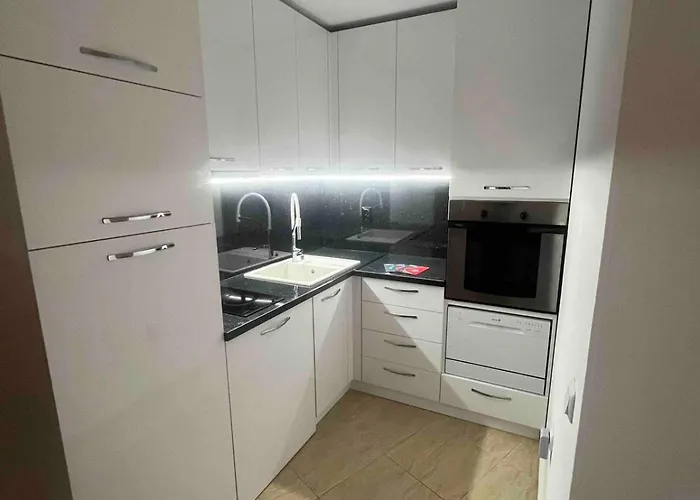 In Sunny Beach, Complex Sun Village, 80 Qm, 2 Bedrooms & Living Near To The Beach, Swimming Pool, Garden Apart-hotel