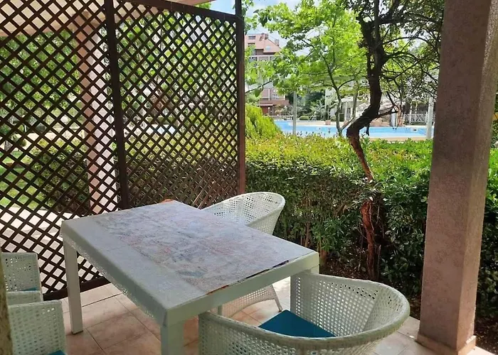 公寓式酒店 In Sunny Beach, Complex Sun Village, 80 Qm, 2 Bedrooms & Living Near To The Beach, Swimming Pool, Garden *